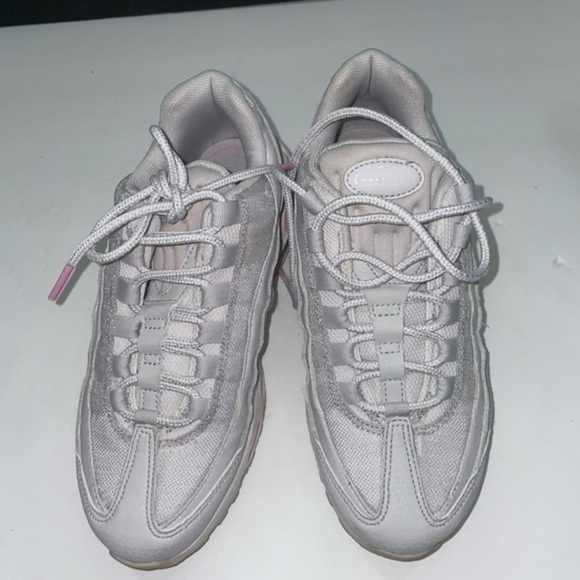 Nike Air Max 95 'Psychic Pink' women size 5 - Picture 3 of 6